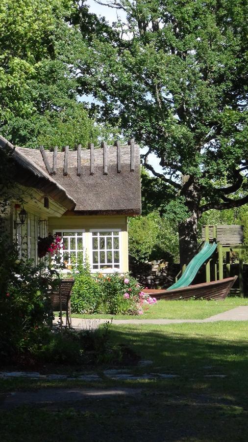 Vanatoa Farmhotel Koguva ภายนอก รูปภาพ